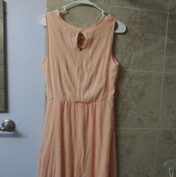 Lily Rose peach criss cross neckline flowy dress L - Picture 4 of 7